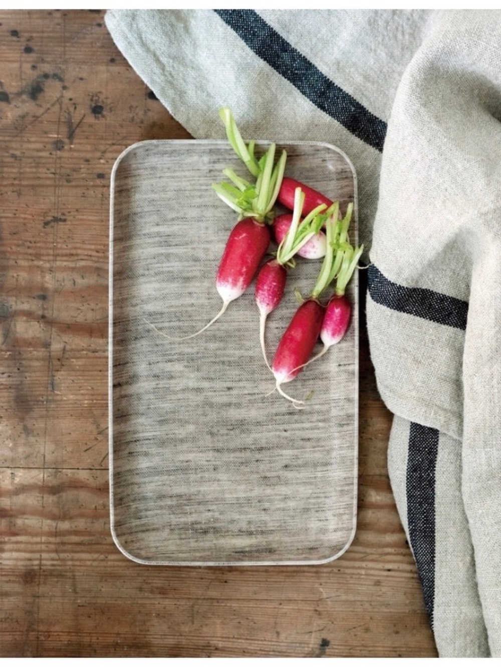 Small linen tray